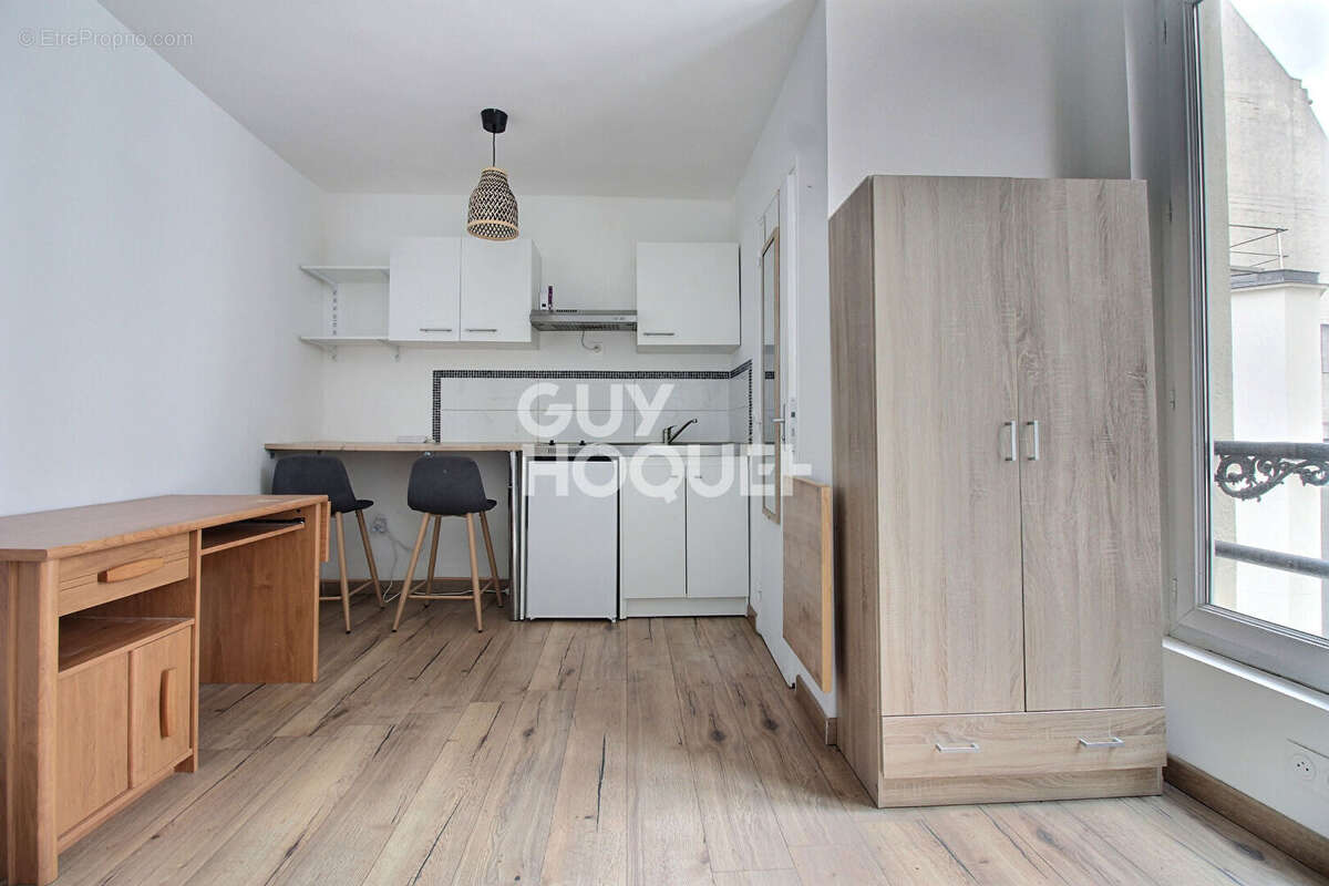 Appartement à PARIS-18E
