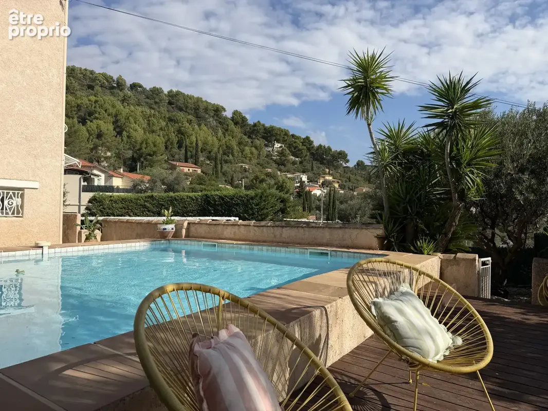 Photo Maison à Le Revest-Les-Eaux au prix de 550 000€
