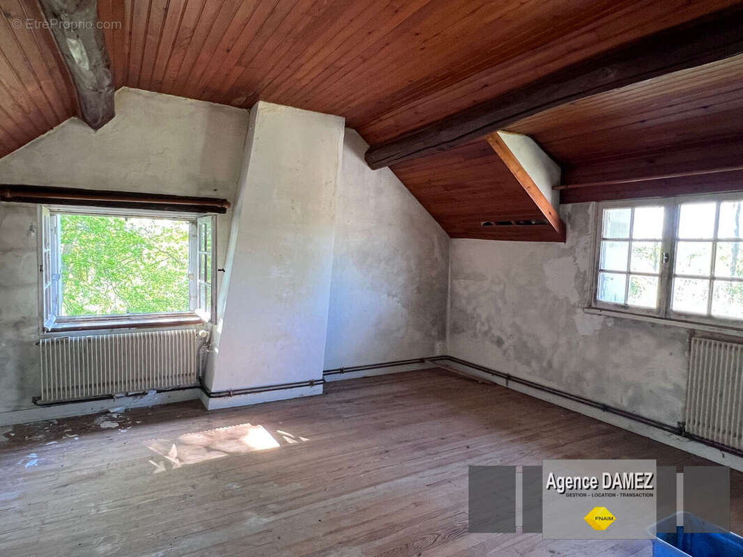 Maison ancienne à rénover - Proche Dourdan (10 min) - 4 pièces - terrain 1400 m² - photo 8