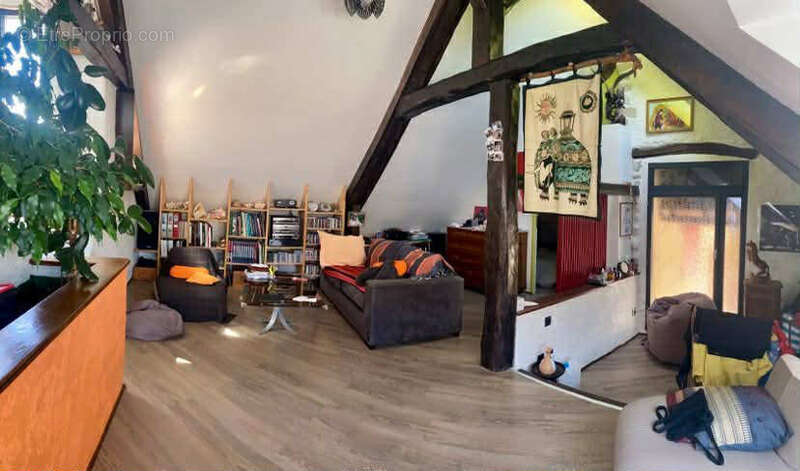 Appartement à VEYNES