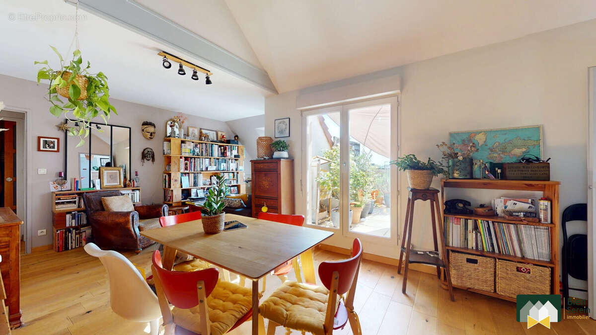 Appartement à MAINVILLIERS