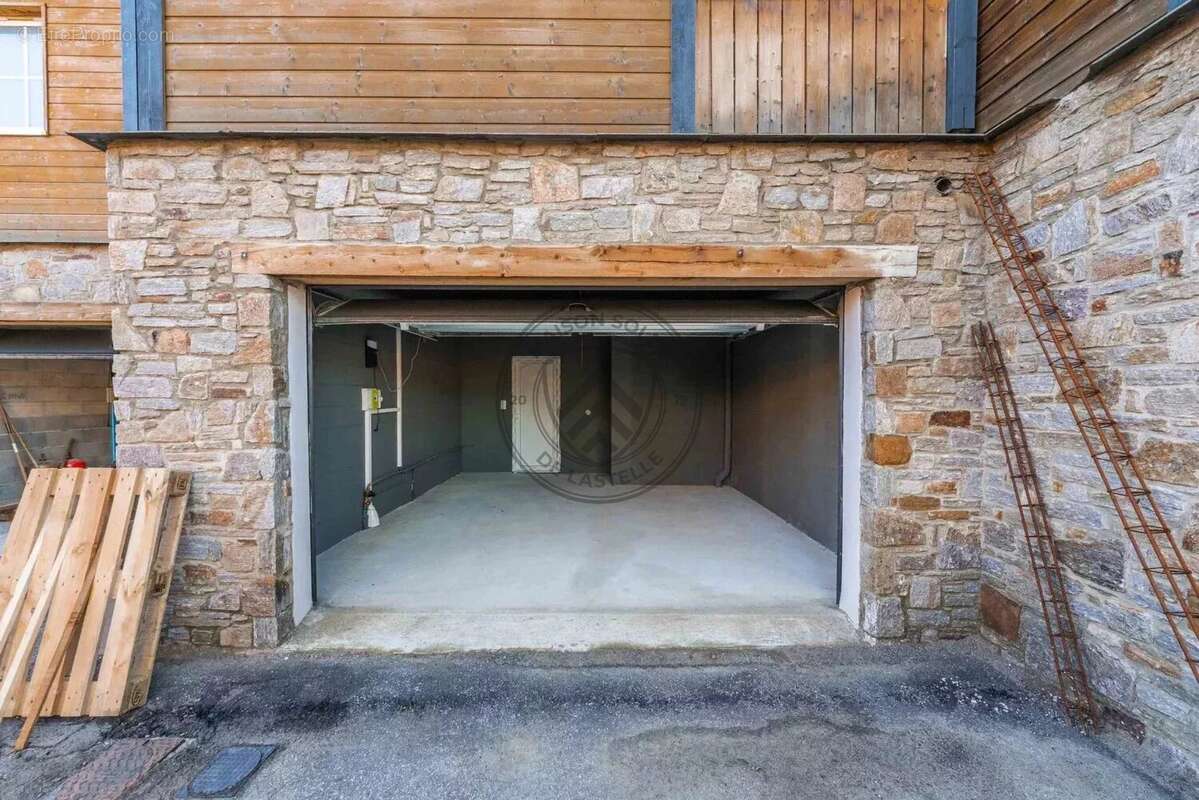 Maison à LES ANGLES