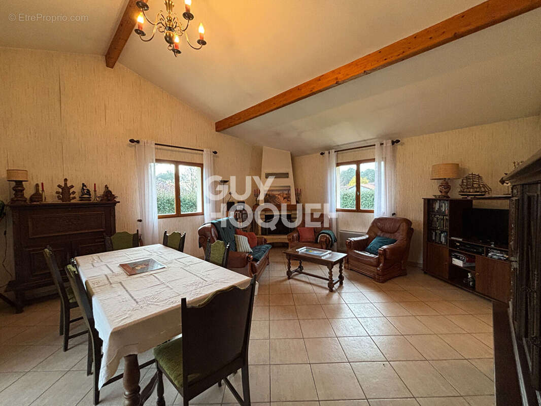 Maison à LIT-ET-MIXE