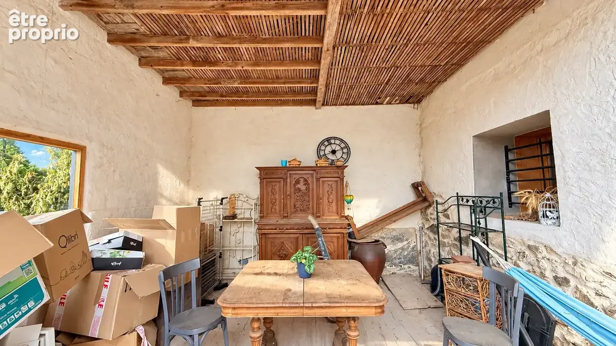 Maison mitoyenne de 136 m2 avec cellier, dépendance et terrain - photo 11