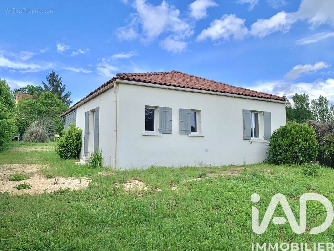 Photo 1 - Maison à LE BUGUE