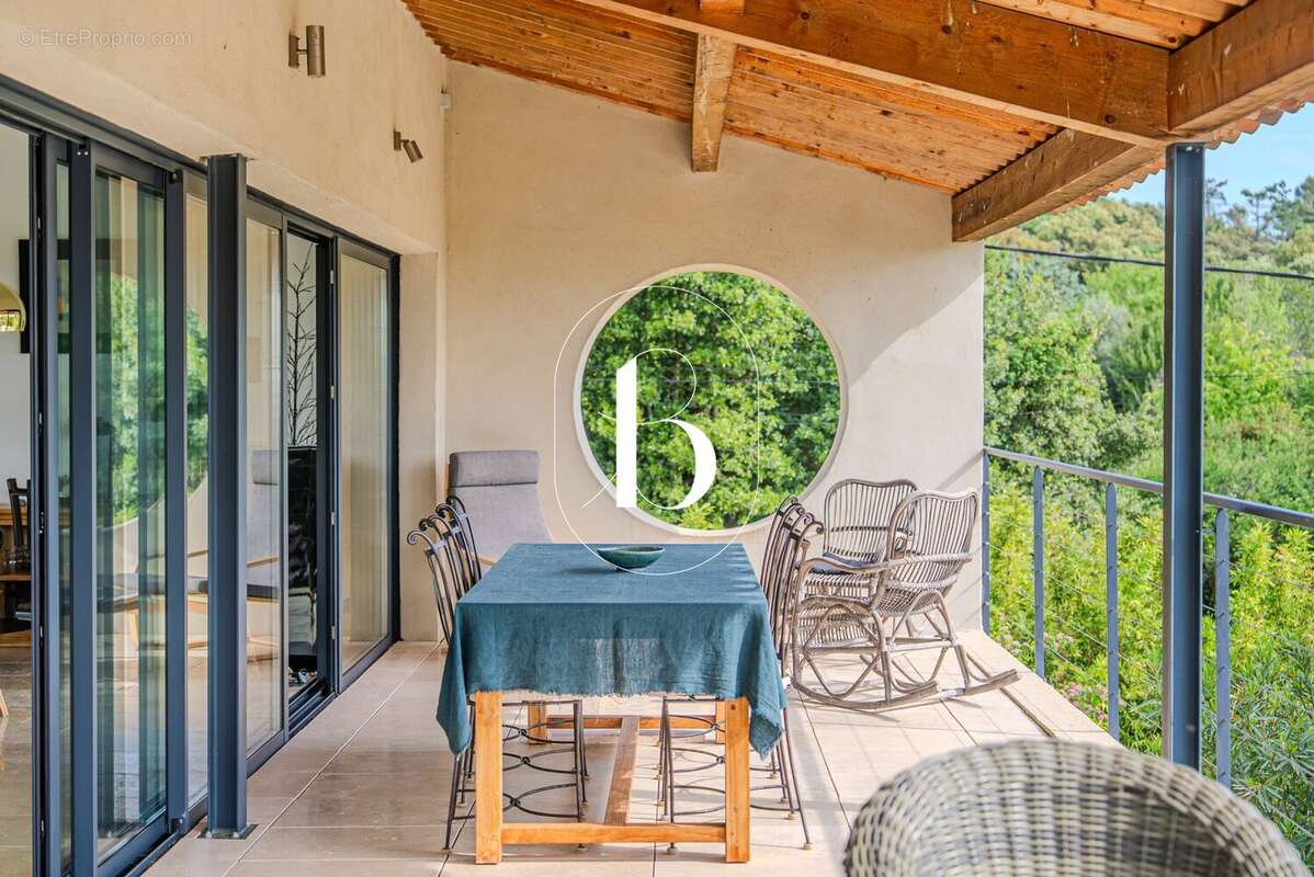 Maison à UZES