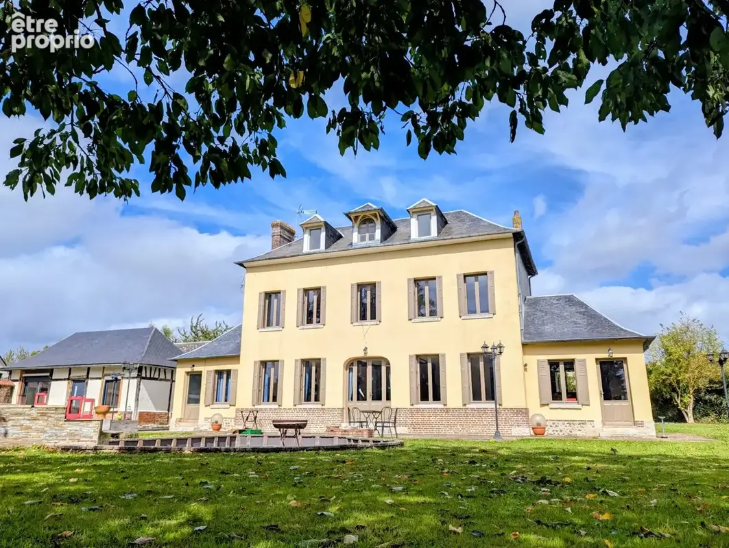 Maison à SAINT-OUEN-DE-THOUBERVILLE