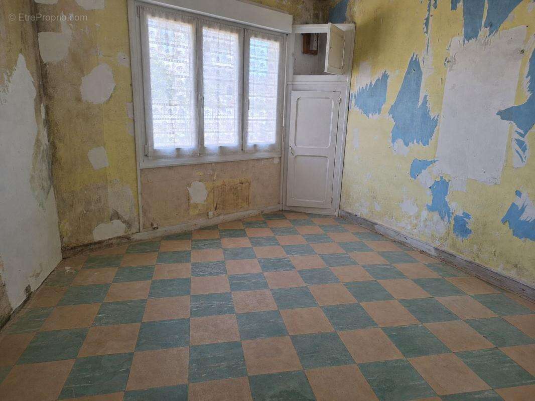 PLÉSTIN-LES-GRÈVES – Maison à rénover intégralement – Idéal projet de rénovation - photo 3