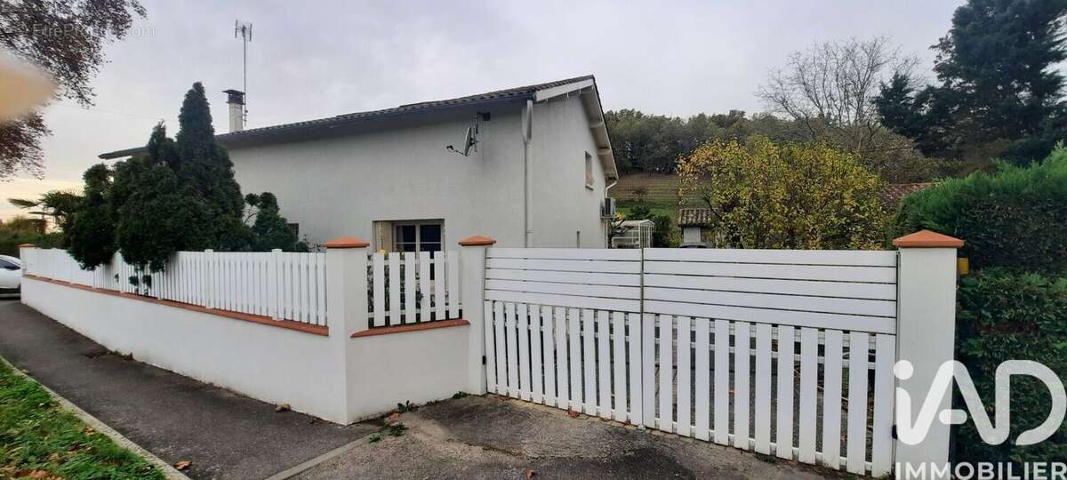 Maison 218 m² à Moissac  - photo 3