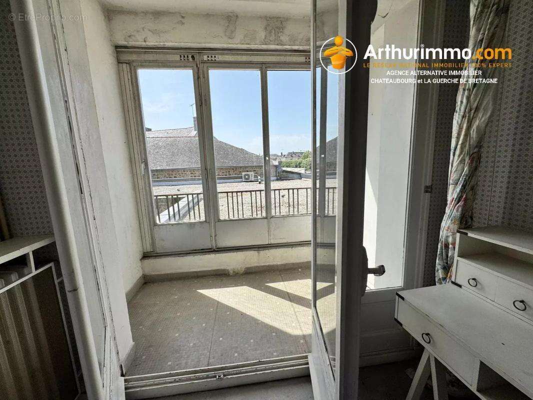 Appartement avec ascenseur - Centre ville LA GUERCHE DE BRETAGNE - photo 10