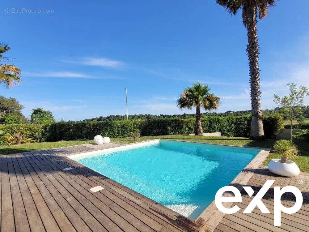 Maison à SAINT-JEAN-DE-VEDAS