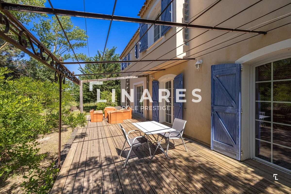 L'AURÉA - Maison familiale de  308m2 avec dépendance et piscine - 13320 BOUC BEL AIR - photo 8