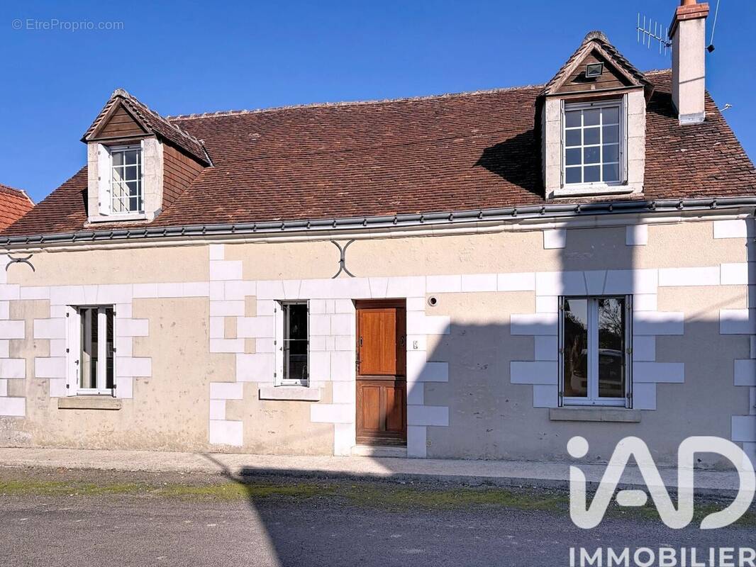 Photo 1 - Maison à GENILLE
