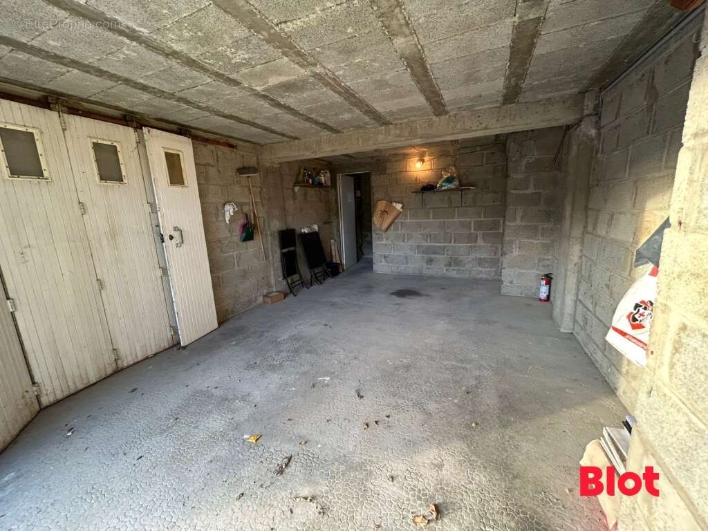 Appartement à SAINT-COULOMB