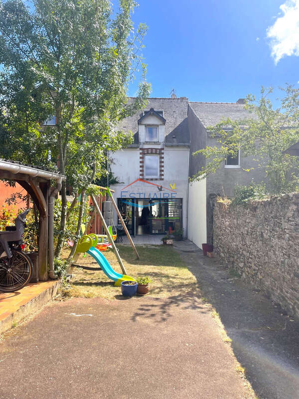 Maison à NORT-SUR-ERDRE