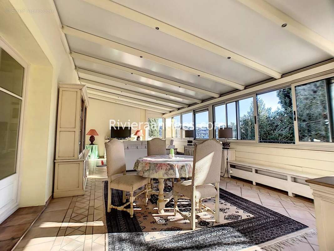 Maison à BIOT