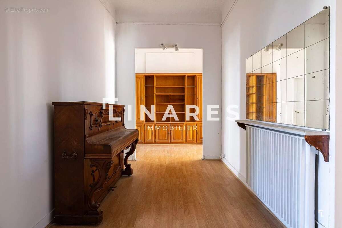 Appartement à MARSEILLE-8E