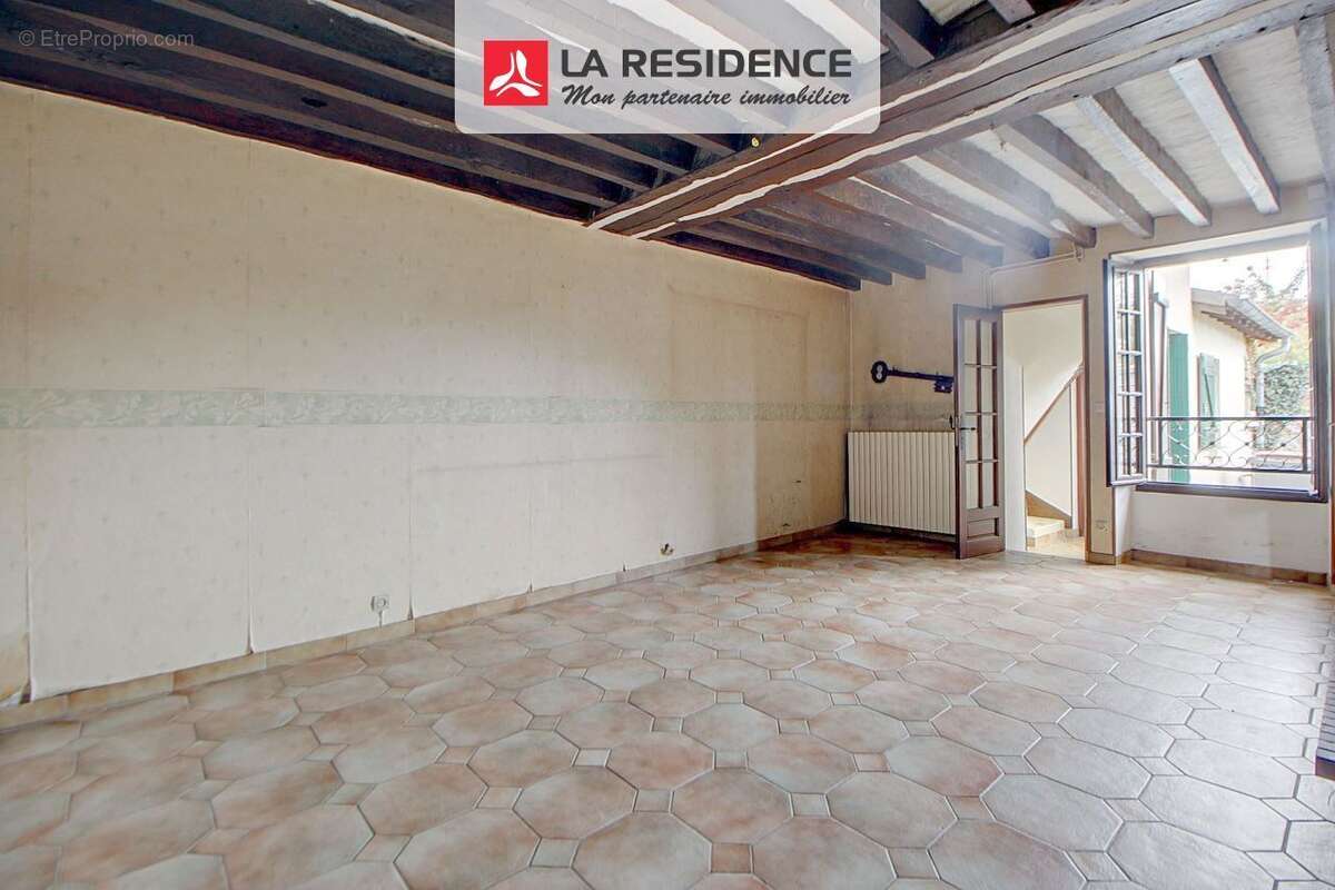 Maison à VERNEUIL-SUR-SEINE