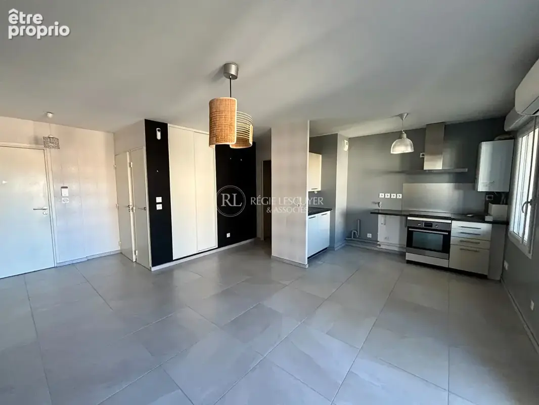 Appartement à SAINT-PRIEST