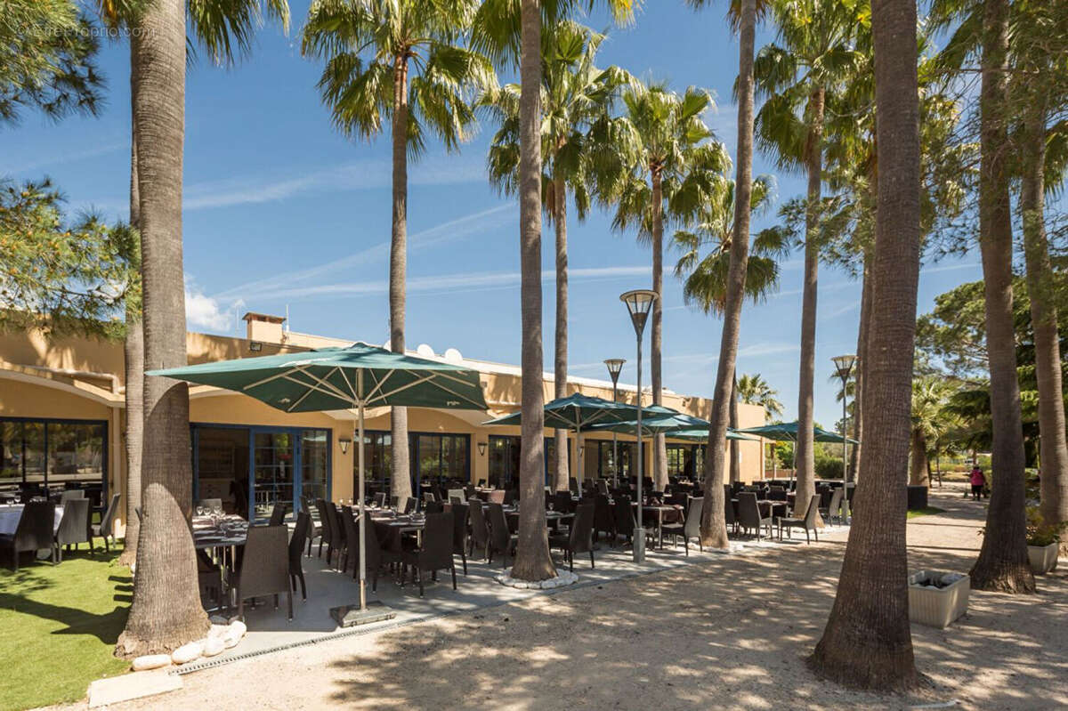 Appartement à MANDELIEU-LA-NAPOULE