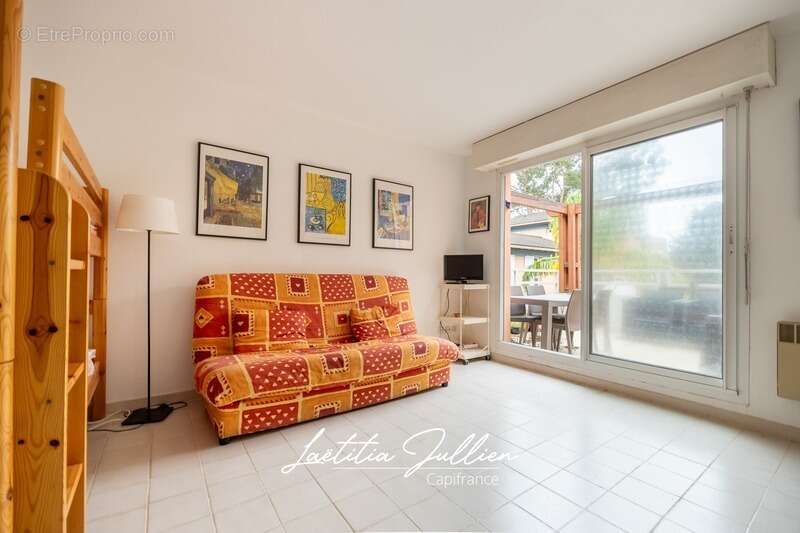 DEPT VAR - LE LAVANDOU Cavalière – Studio 26m² 4 couchages avec terrasse de 11m² plein Sud au calme, parking et plage à pied - photo 9