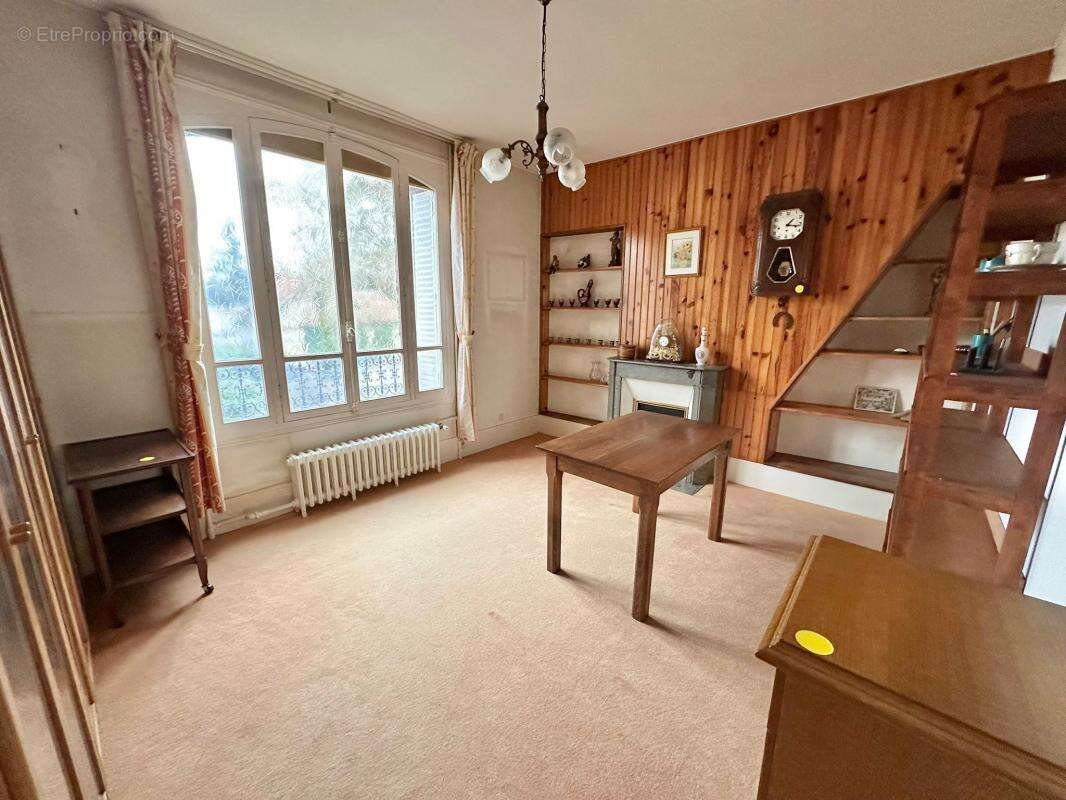 Maison à MANTES-LA-JOLIE