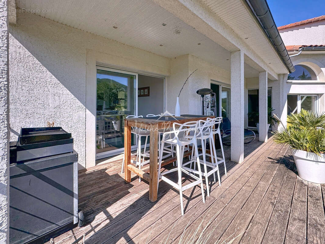 Maison à VABRES-L&#039;ABBAYE