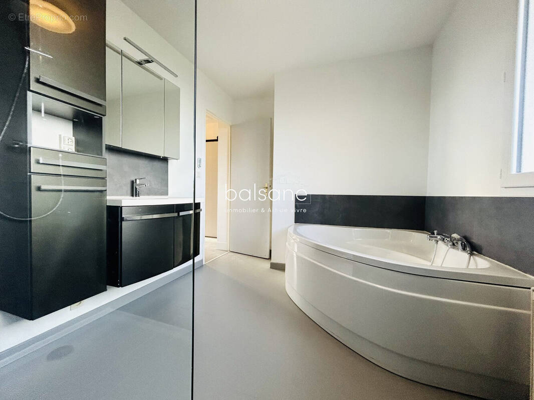 Maison à SOTTEVILLE-LES-ROUEN