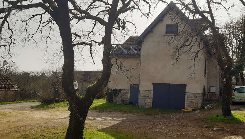 Maison à LIMOGNE-EN-QUERCY