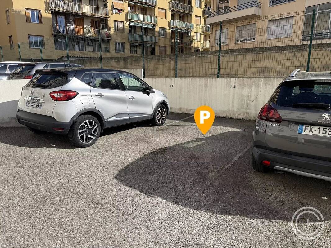Parking à NICE