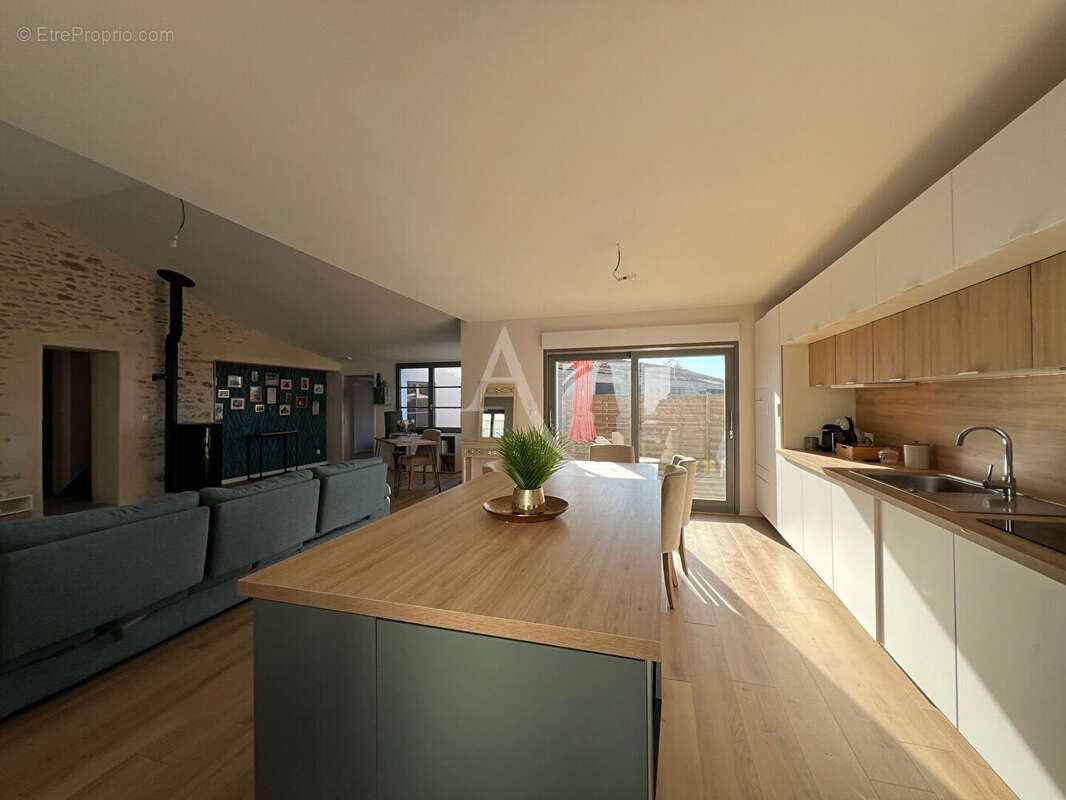 Maison à TALMONT-SAINT-HILAIRE