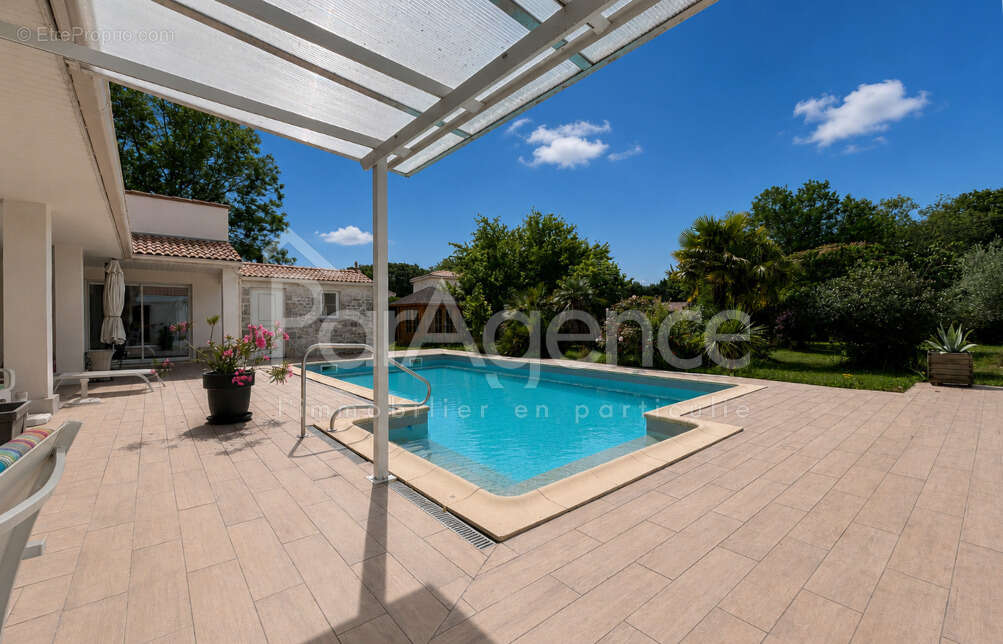 Maison familiale avec piscine - photo 2