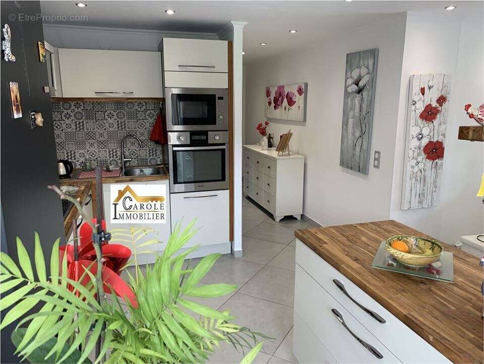 Appartement à MANDELIEU-LA-NAPOULE