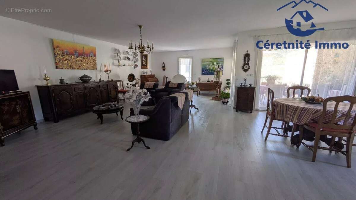 Appartement à CERET