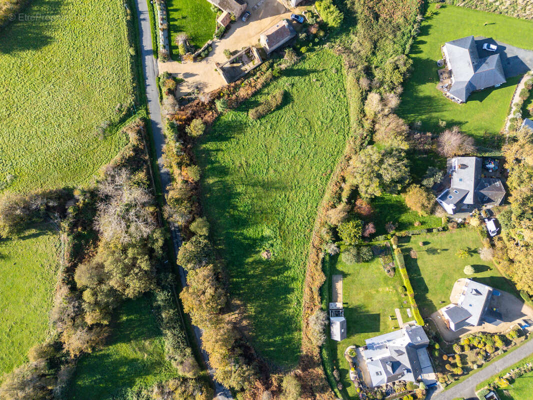 Terrain à TREGASTEL