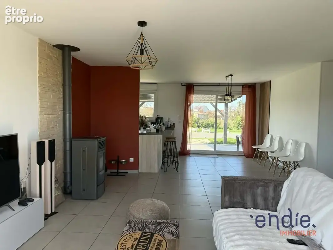 Maison 5 pièces 92 m² à vendre à Diou (03290) - photo 3