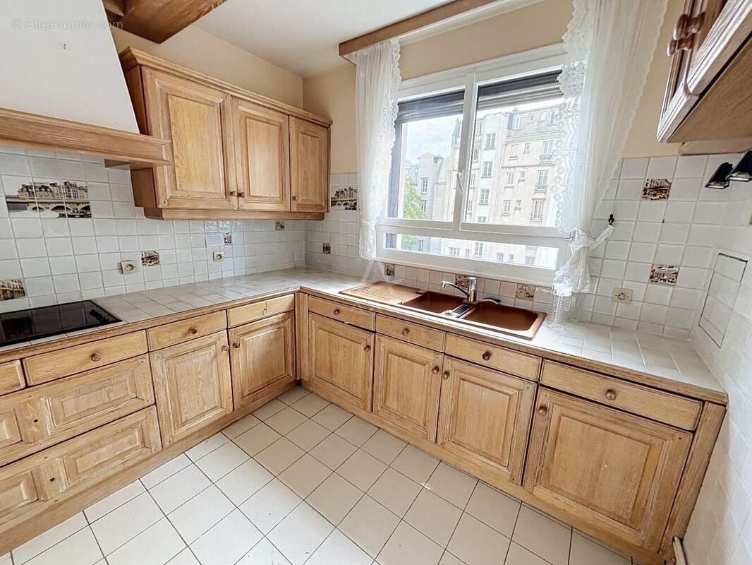 Appartement lumineux de 80,72 m²  Vue dégagée  Fort potentiel d'aménagement - photo 12