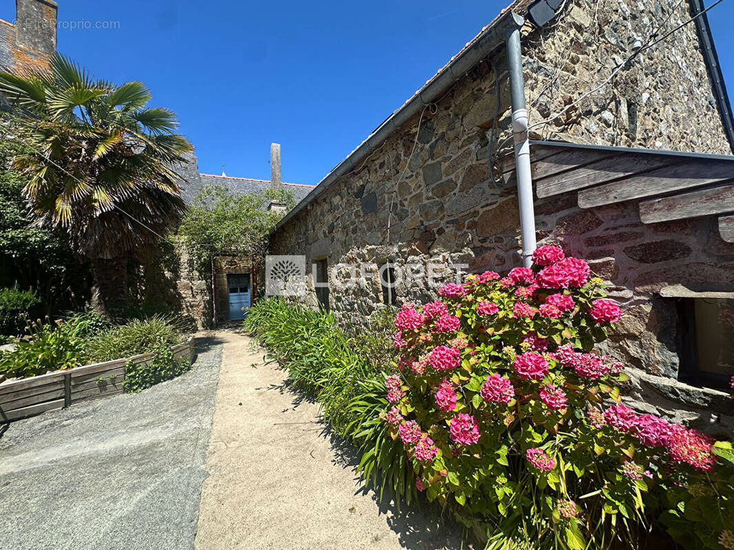 Maison à KERBORS