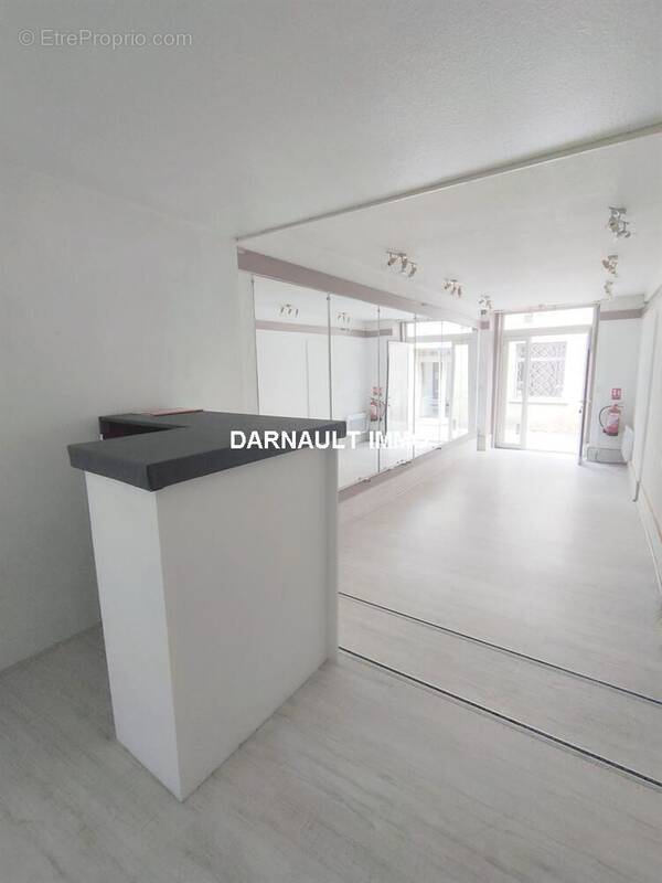 Commerce à BAGNERES-DE-LUCHON