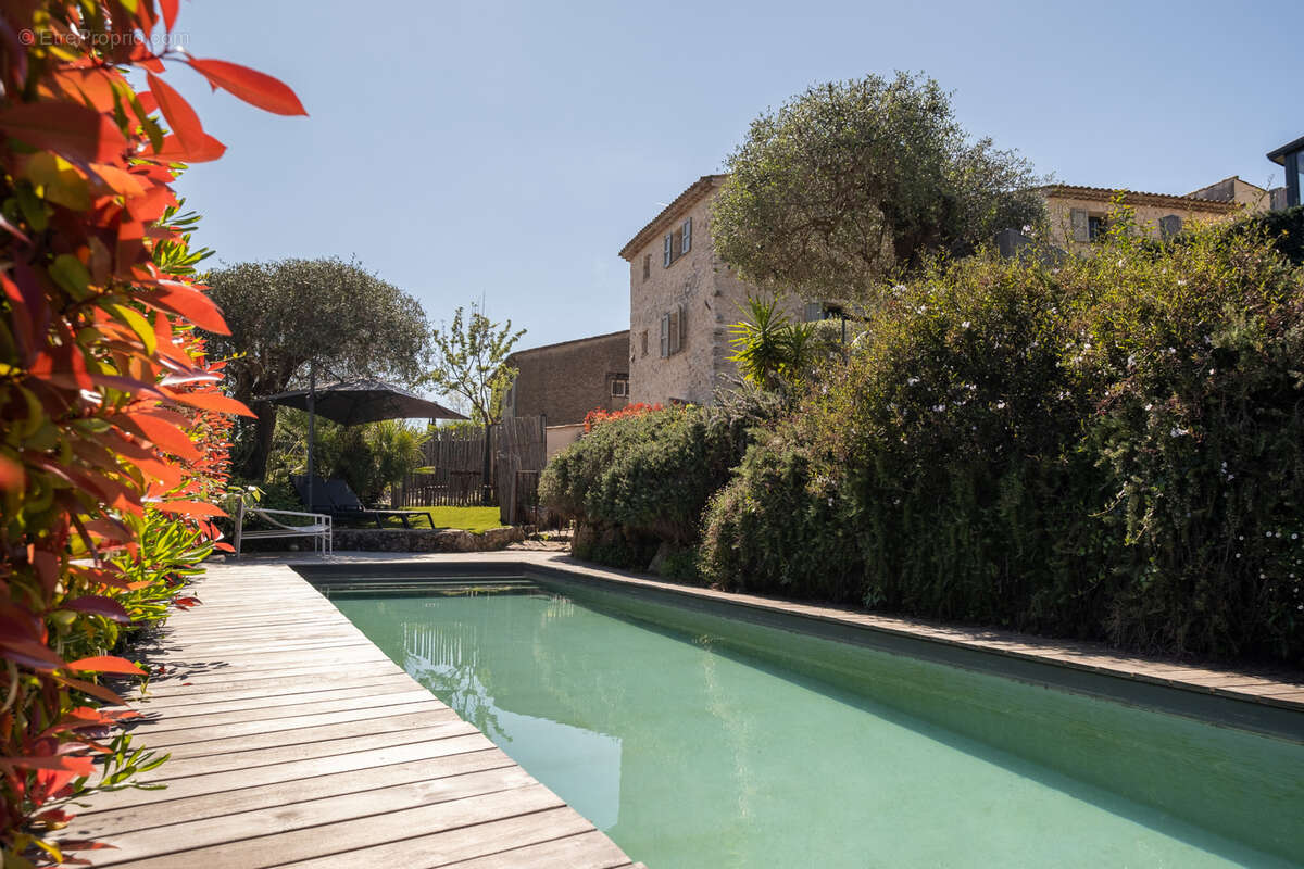 Maison à LA COLLE-SUR-LOUP