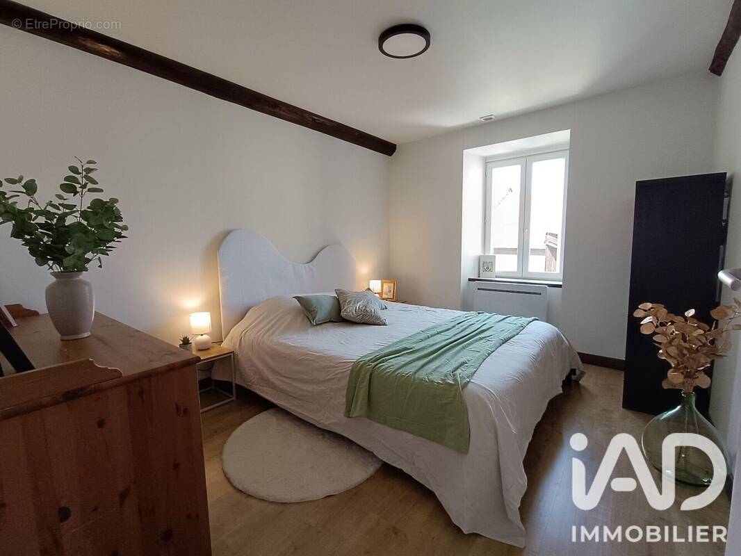 Photo 1 - Appartement à LA TOUR-DU-PIN