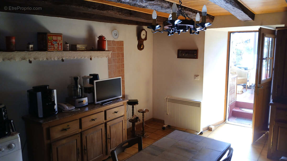 Maison à CHAUSSENAC