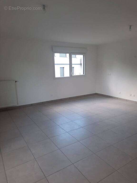 Appartement à VERSONNEX