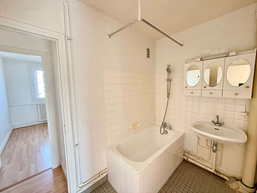 Appartement à CHATILLON