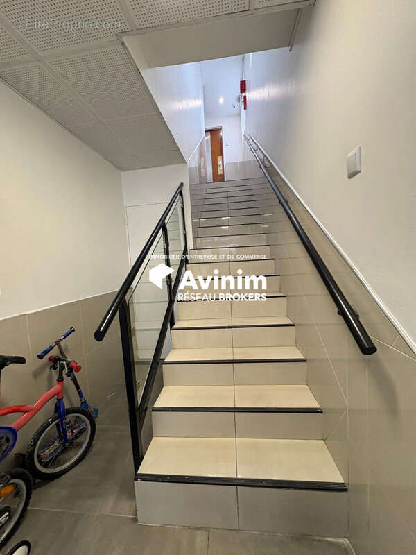 Appartement à AUBERVILLIERS