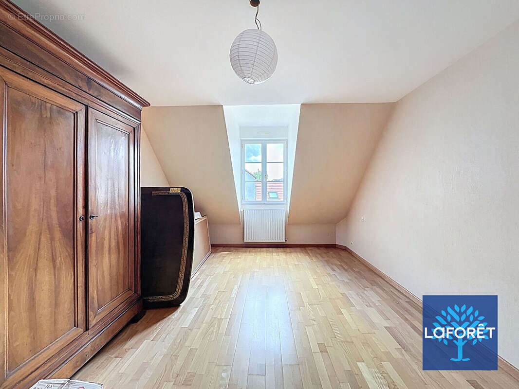 Maison La Ferte Alais - photo 13