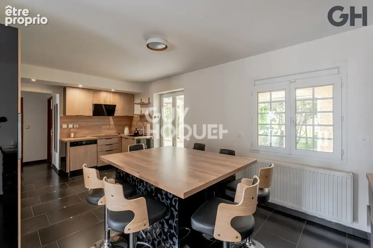 Maison familiale avec sous-sol de 6 pieces ( environ 196 m²) à saintry-sur-seine - photo 5