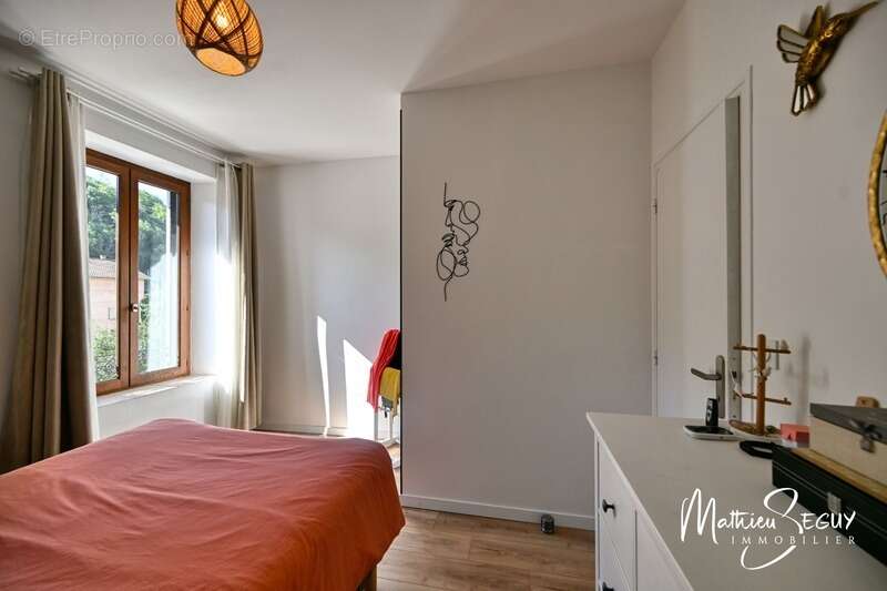 Maison de village avec extérieur à SAIN BEL (69) - photo 32