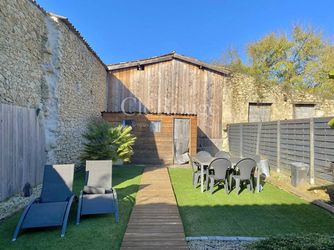 Appartement à SAUVETERRE-DE-GUYENNE