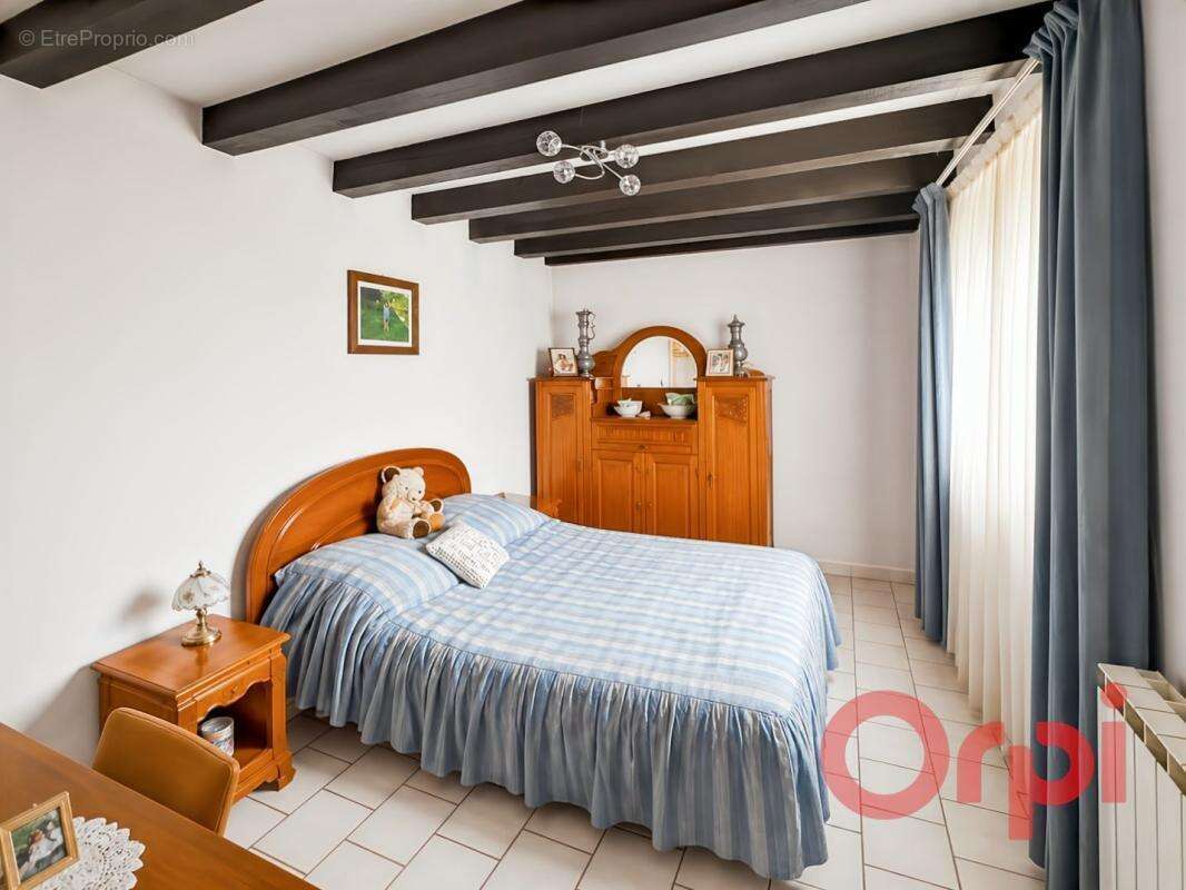 Maison à VERNAIS